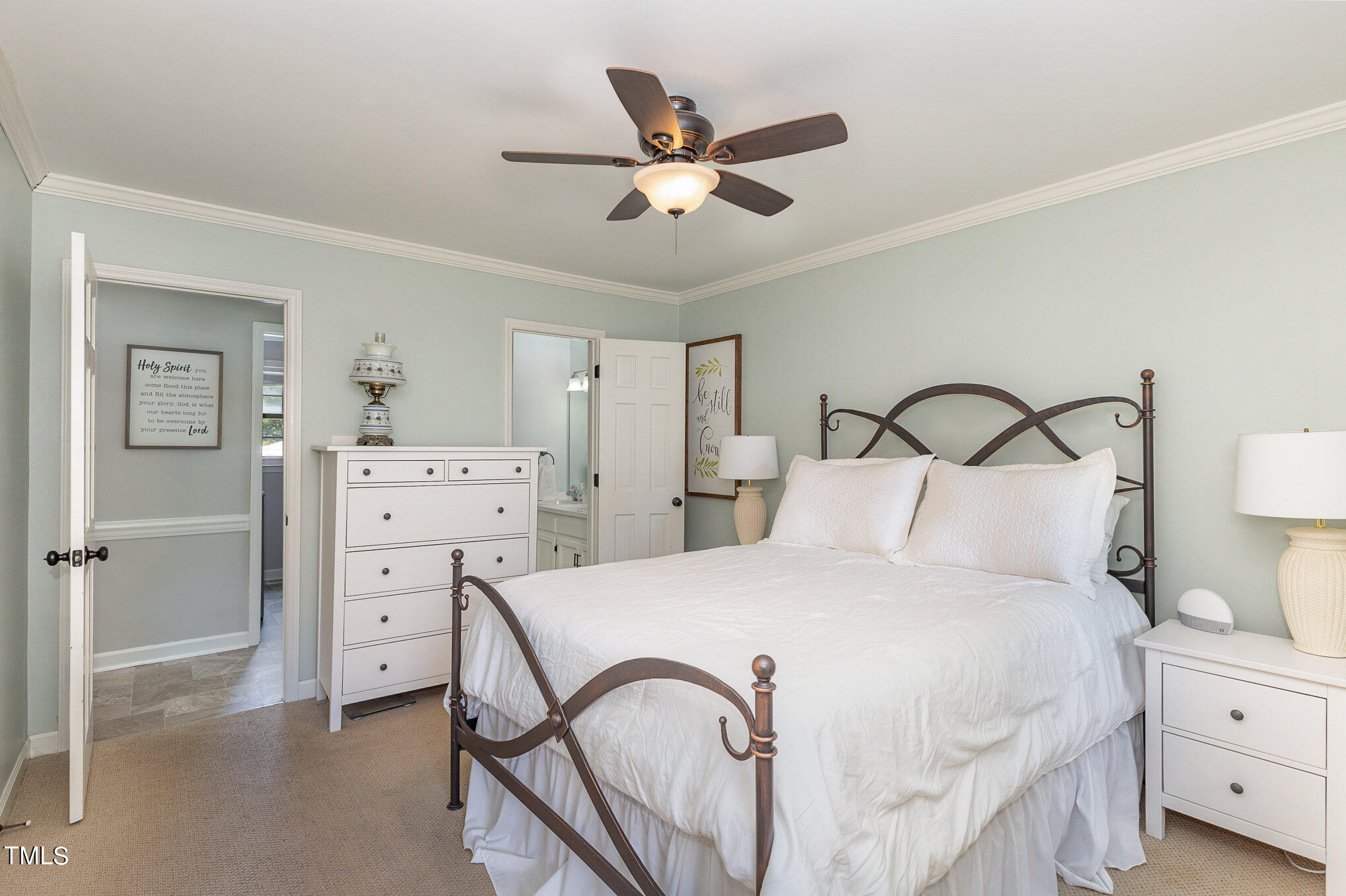 4728 Cedarfield Drive Raleigh, NC 27606 - Photo 11 of 29 014_cy1a1615-edit