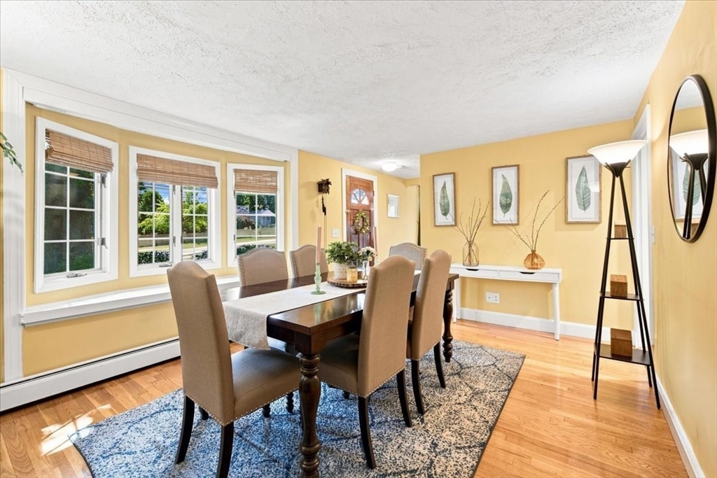 17 Hale Road Walpole, MA 02032 - Photo 15 of 40 Gallery Image 15