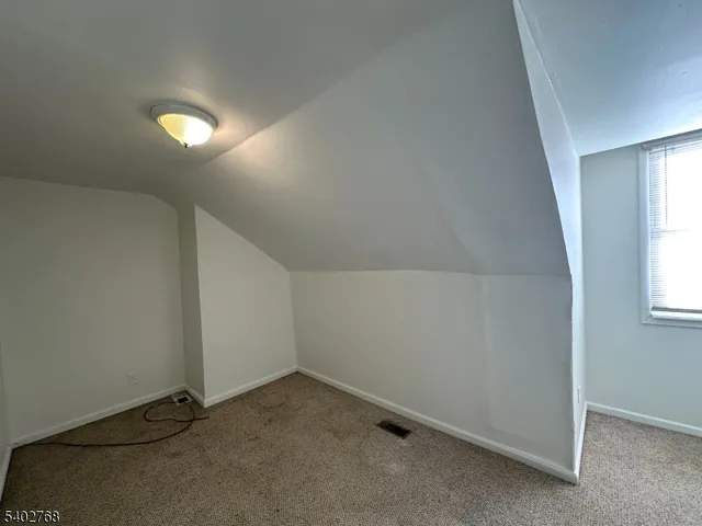 $2,000 | 210 Norway Avenue, Unit 2, Hamilton, NJ 08609