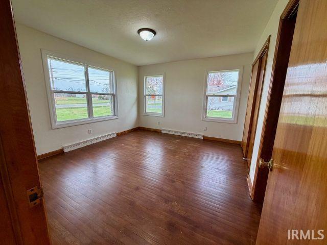 1410 Williams Street Angola, IN 46703 - Photo 4 of 22