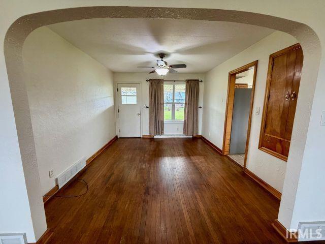 1410 Williams Street Angola, IN 46703 - Photo 5 of 22