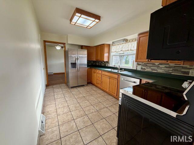 1410 Williams Street Angola, IN 46703 - Photo 6 of 22