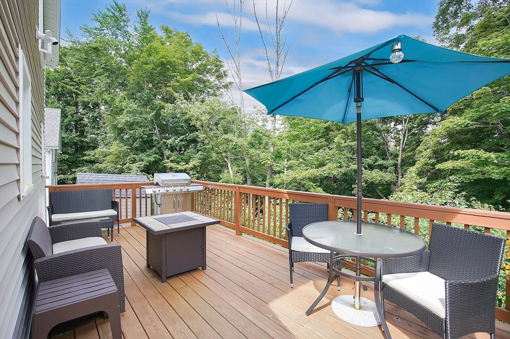 19 Keyes Street Warren, MA 01083 - Photo 2 of 31 Gallery Image 2