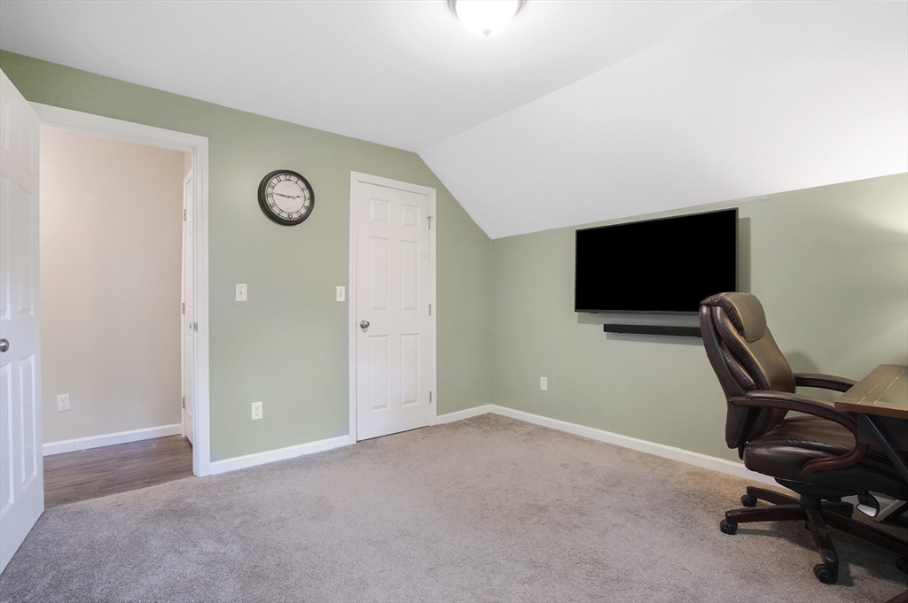 19 Keyes Street Warren, MA 01083 - Photo 26 of 31 Gallery Image 26