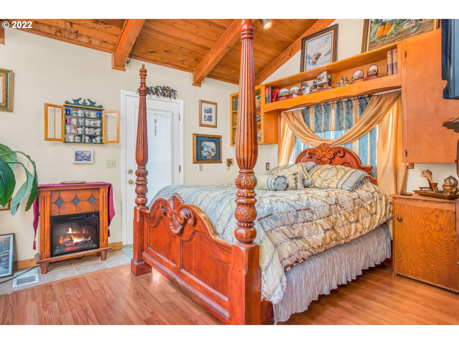 8840 Fruit Farm Road Independence, OR 97351 - Photo 13 of 32 Gallery Image 13