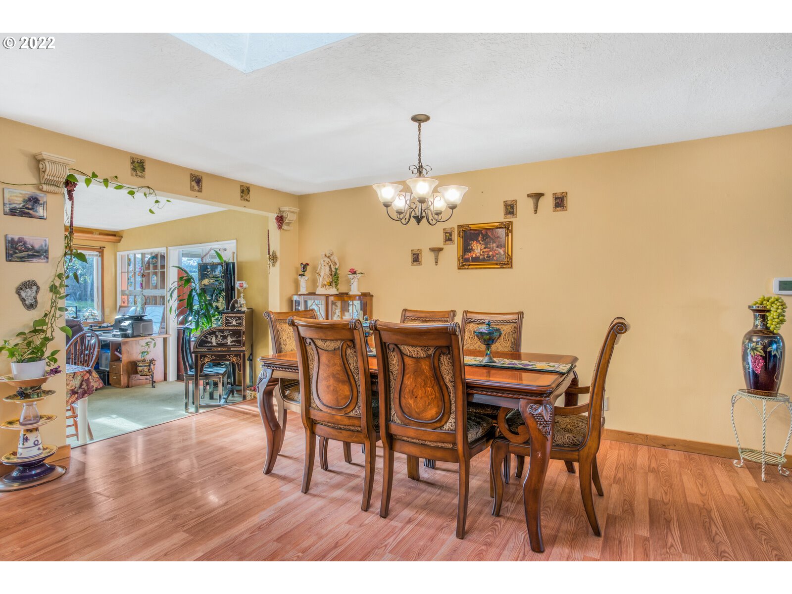 8840 Fruit Farm Road Independence, OR 97351 - Photo 4 of 32 Gallery Image 4
