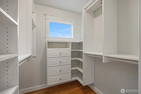 $1,295,000 | 525 West Prospect Street, Unit A, Seattle, WA 98119