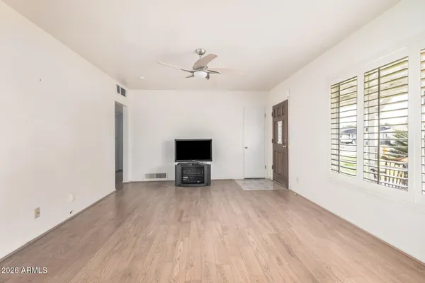 $415,000 | 102 South Catalina Street, Gilbert, AZ 85233