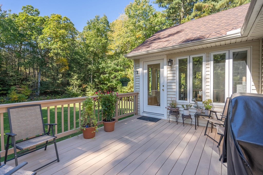 152 Shepard Road Sturbridge, MA 01566 - Photo 33 of 41 Gallery Image 33