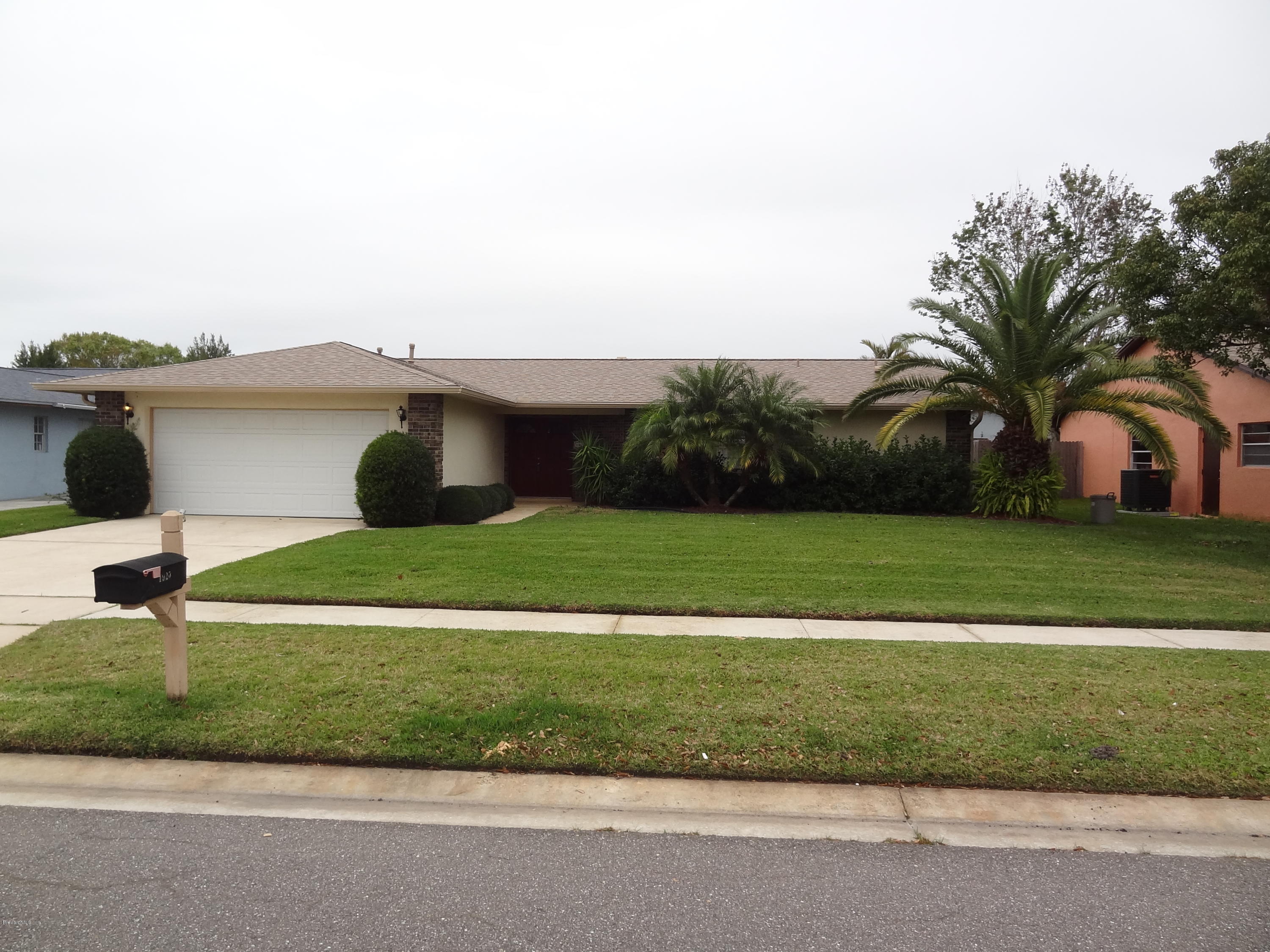 1920 Tallpine Road Melbourne, FL 32935 - Photo 1 of 13 Front 1.jpg