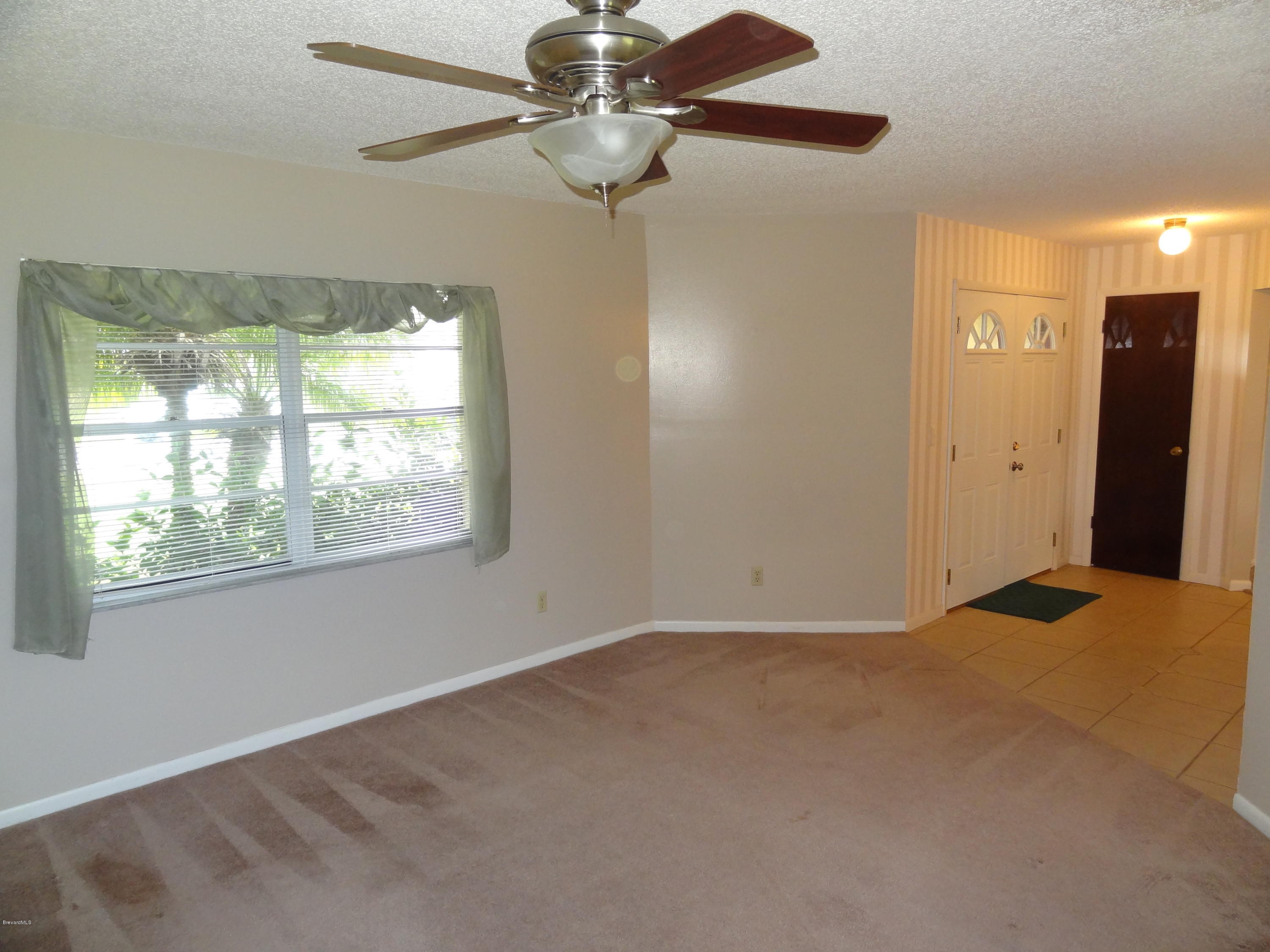 1920 Tallpine Road Melbourne, FL 32935 - Photo 3 of 13 Living 1.jpg