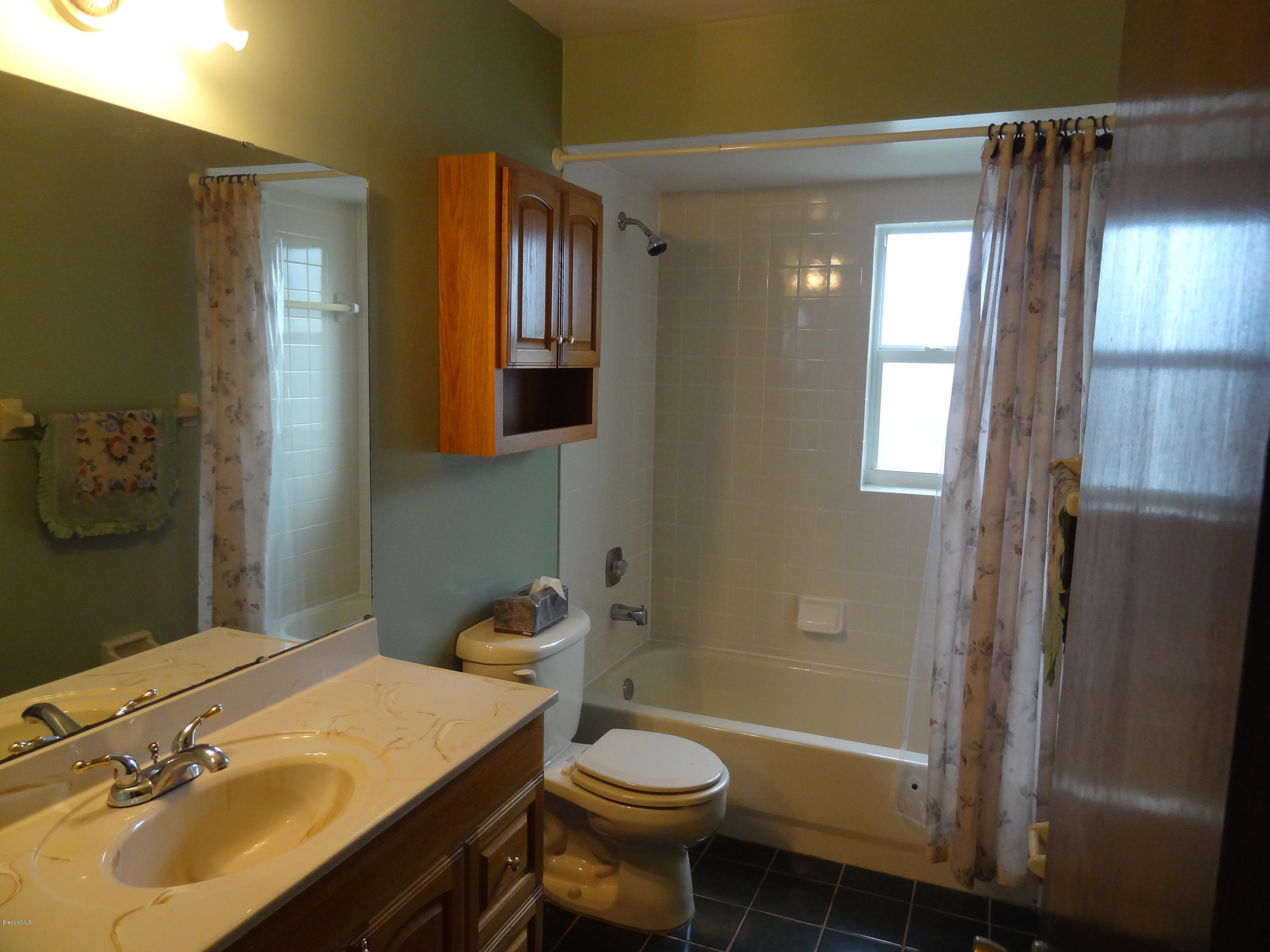 1920 Tallpine Road Melbourne, FL 32935 - Photo 7 of 13 2nd Bath.jpg