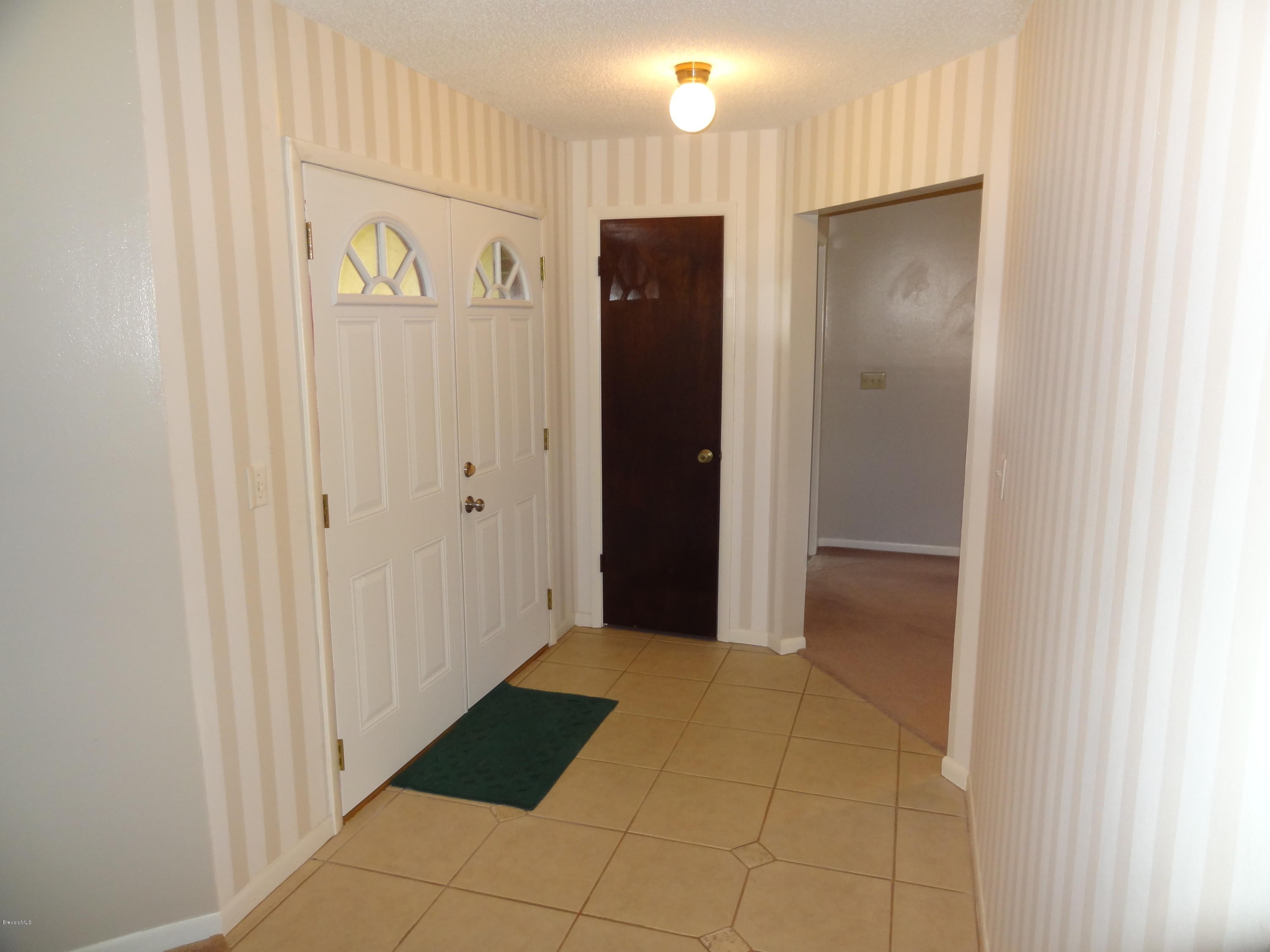 1920 Tallpine Road Melbourne, FL 32935 - Photo 9 of 13 Foyer.jpg