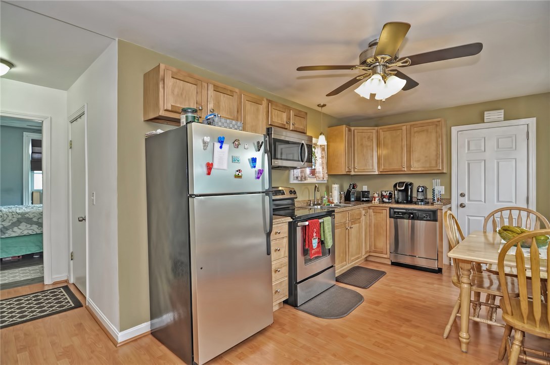 87 Rosemere Road Pawtucket, RI 02861 - Photo 15 of 35 Gallery Image 15
