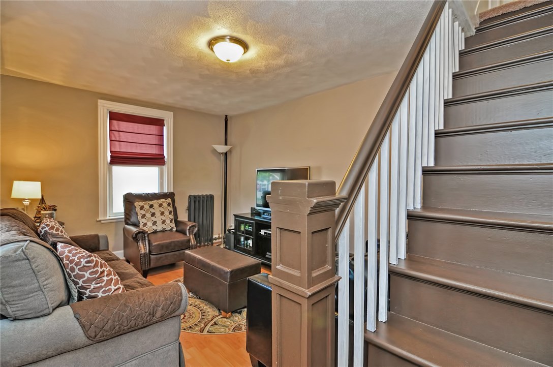 87 Rosemere Road Pawtucket, RI 02861 - Photo 26 of 35 Gallery Image 26