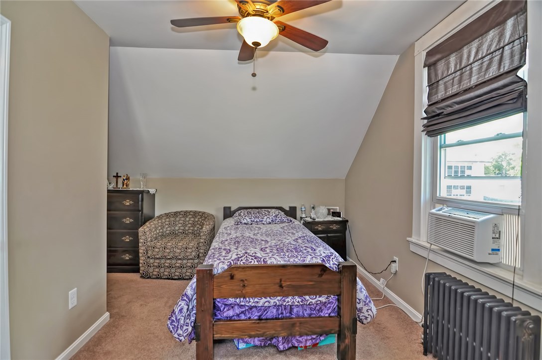 87 Rosemere Road Pawtucket, RI 02861 - Photo 7 of 35 Gallery Image 7