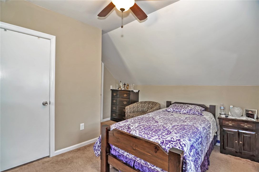 87 Rosemere Road Pawtucket, RI 02861 - Photo 8 of 35 Gallery Image 8