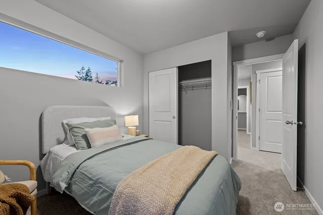 $559,990 | 7025 Rainier Drive, Unit B, Everett, WA 98203