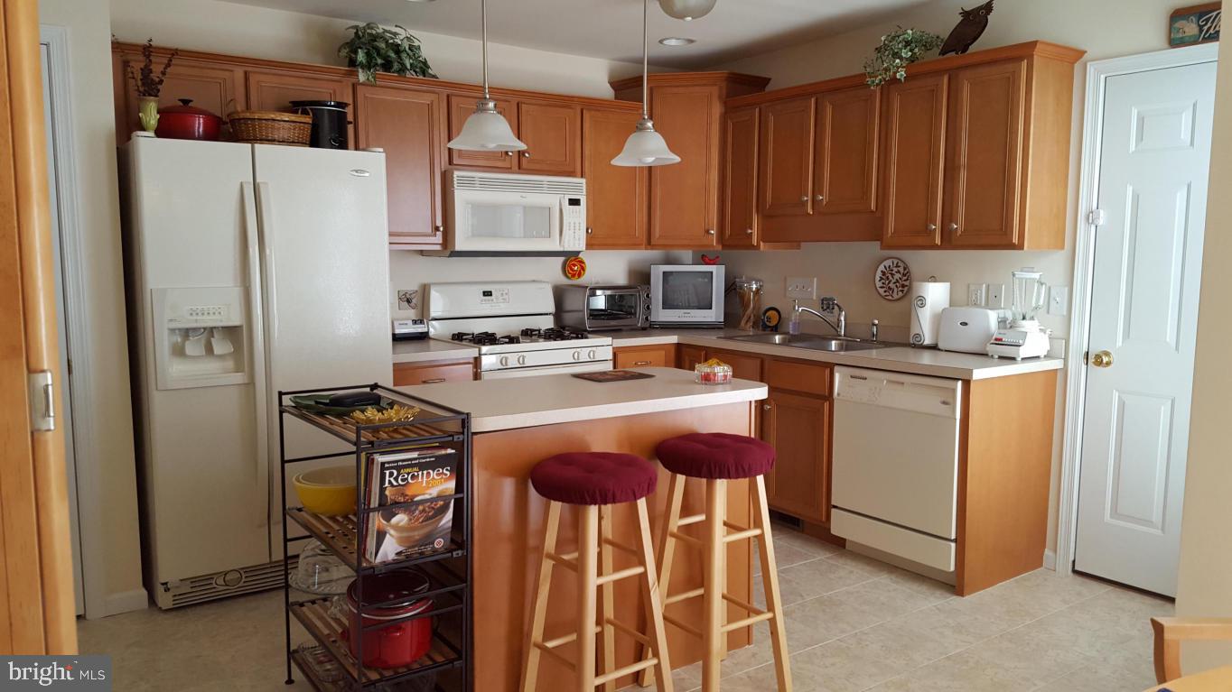 722 East Newport Road Lititz, PA 17543 - Photo 6 of 19