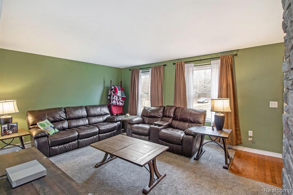 15037 Bird Road Byron, MI 48418 - Photo 16 of 34