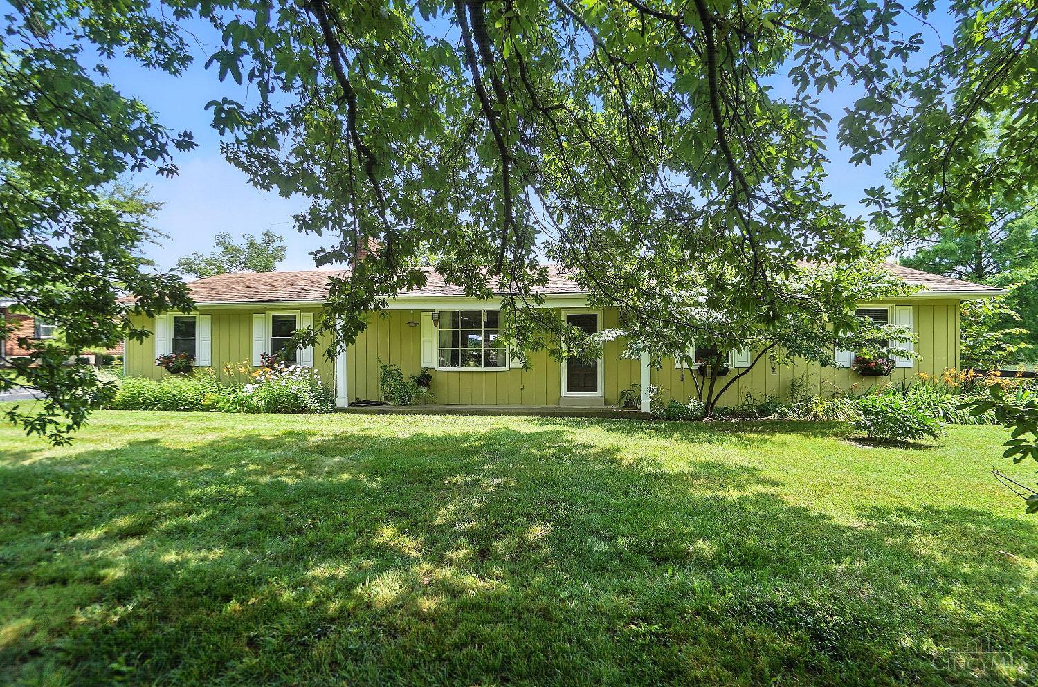 1730 Shaker Road Franklin, OH 45005 - Photo 1 of 85 Gallery Image 1
