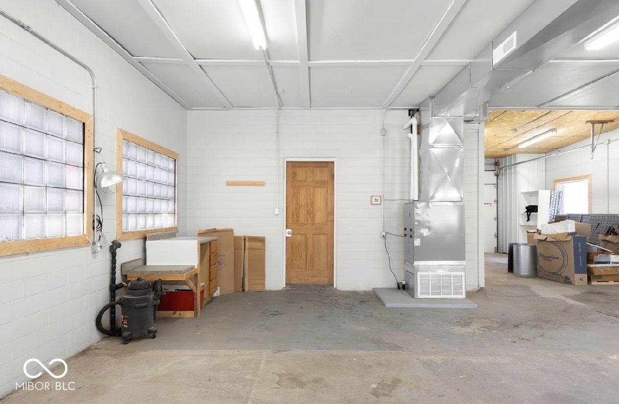 604 South Main Street Edinburgh, IN 46124 - Photo 10 of 23