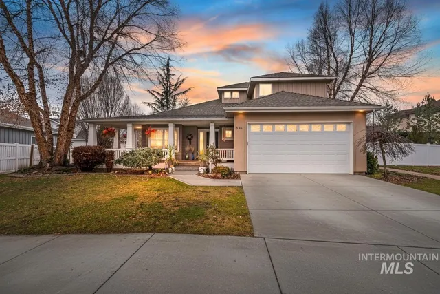 $779,900 | 336 West Colchester Drive, Eagle, ID 83616
