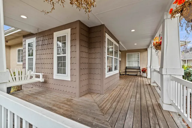 $779,900 | 336 West Colchester Drive, Eagle, ID 83616