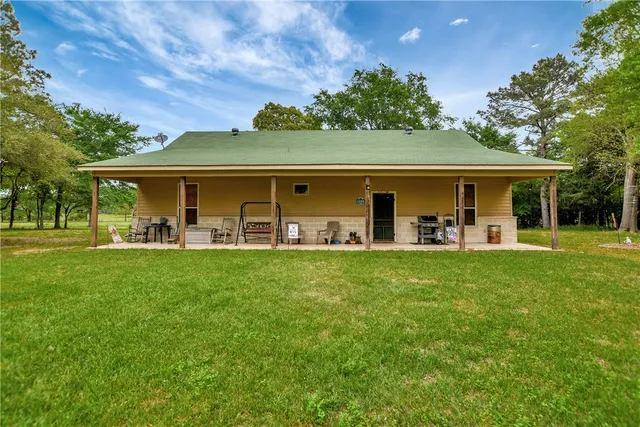 $1,199,000 | 9832 Hawaii Lane, Midway, TX 75852