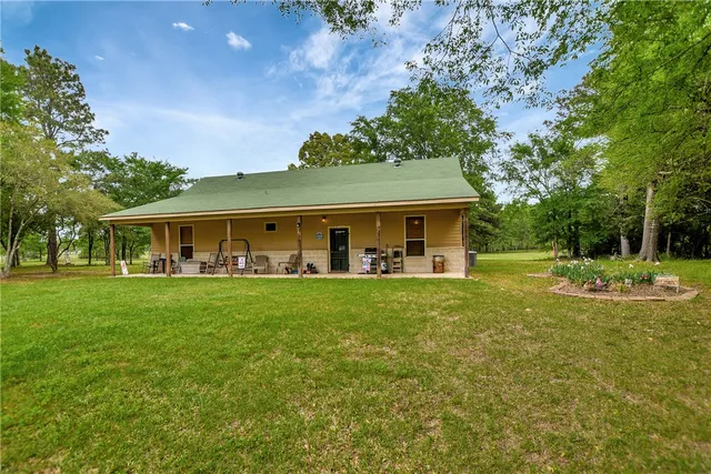 $1,199,000 | 9832 Hawaii Lane, Midway, TX 75852