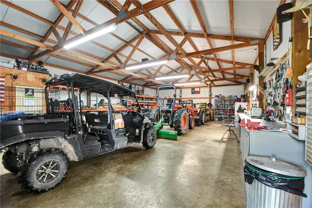 $1,199,000 | 9832 Hawaii Lane, Midway, TX 75852