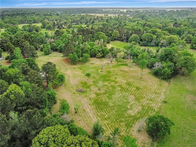 $1,199,000 | 9832 Hawaii Lane, Midway, TX 75852