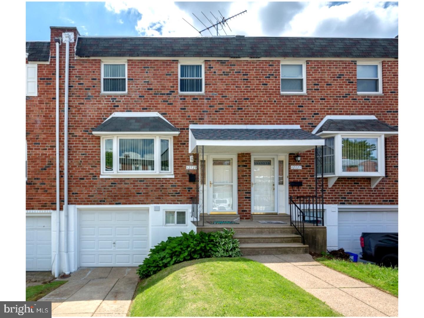 12729 Hollins Road Philadelphia, PA 19154 - Photo 1 of 23 Exterior Front