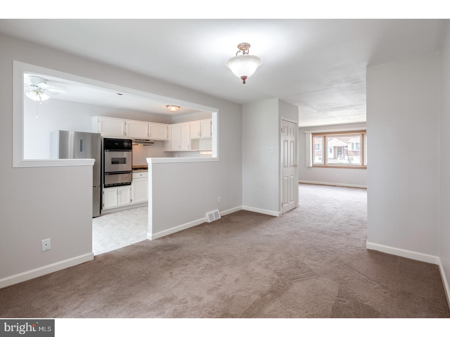 12729 Hollins Road Philadelphia, PA 19154 - Photo 7 of 23 Dining Room