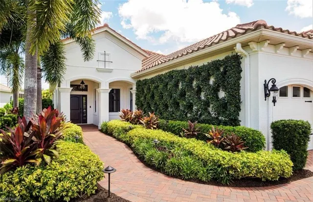 $899,000 | 21271 Estero Palm Way, Estero, FL 33928
