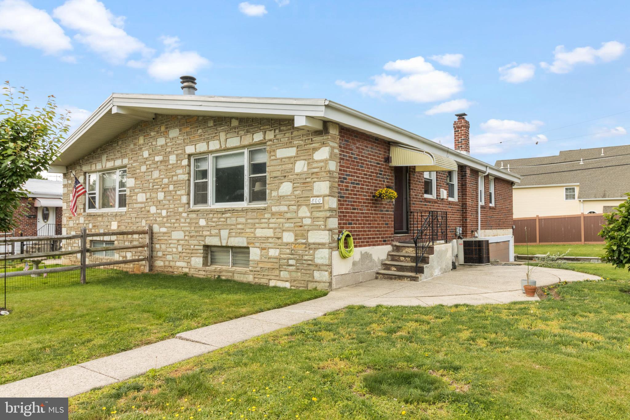 800 Charette Road Philadelphia, PA 19115 - Photo 1 of 24