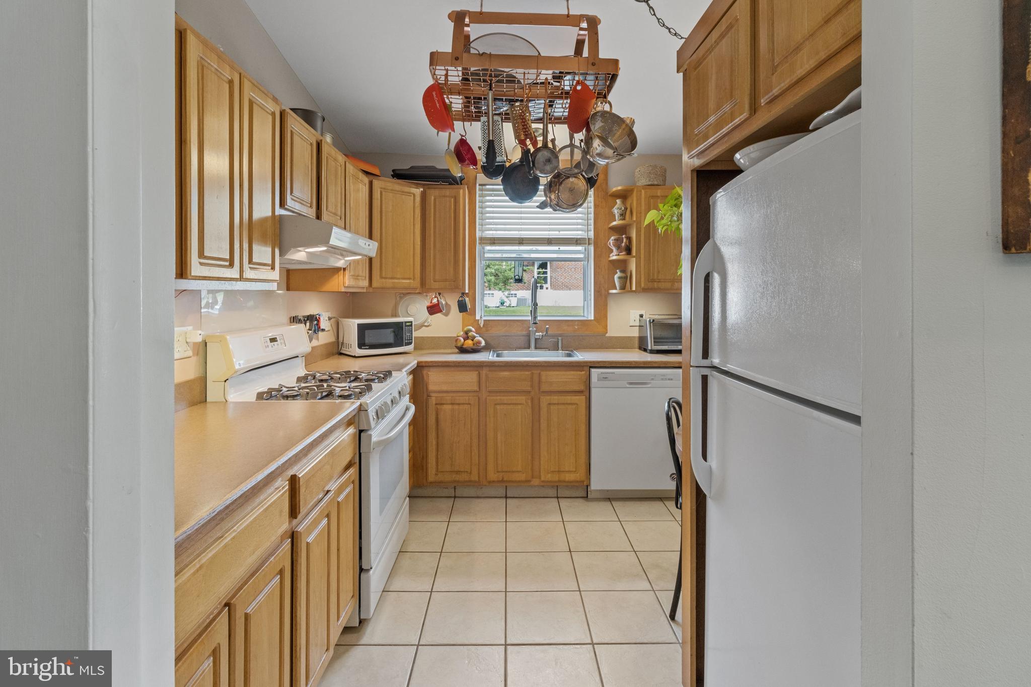 800 Charette Road Philadelphia, PA 19115 - Photo 14 of 24