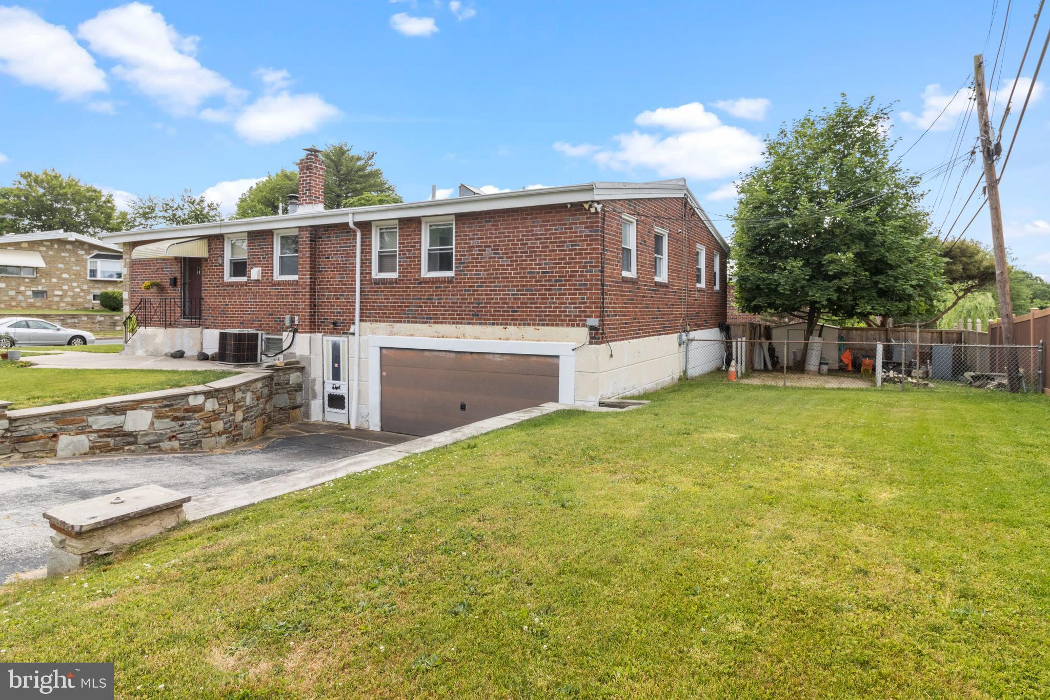 800 Charette Road Philadelphia, PA 19115 - Photo 5 of 24