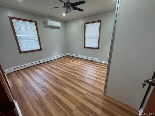 $4,250 | 516 North 1st Street, New Hyde Park, NY 11040