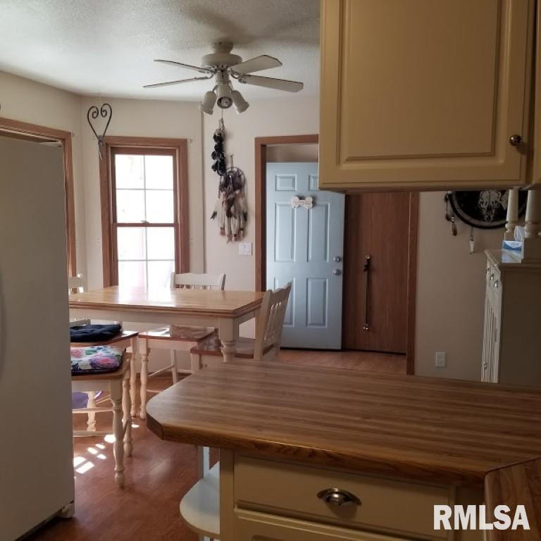 9005 114th Avenue West Taylor Ridge, IL 61284 - Photo 7 of 34 Gallery Image 7
