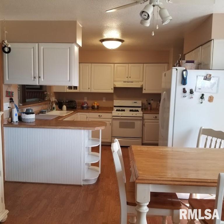 9005 114th Avenue West Taylor Ridge, IL 61284 - Photo 8 of 34 Gallery Image 8
