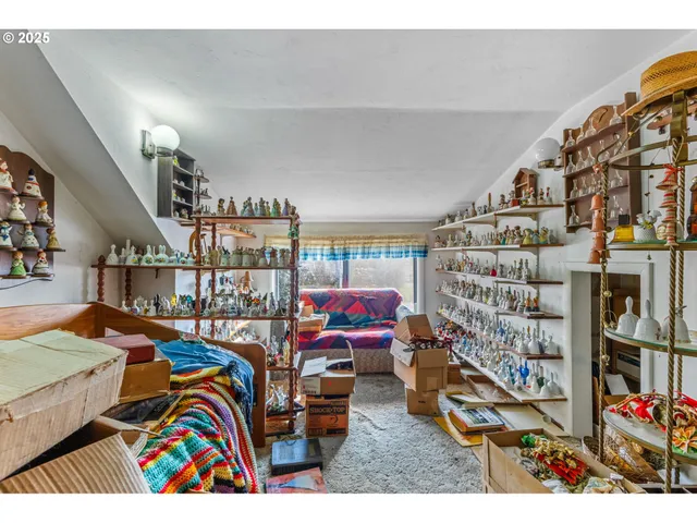 $289,900 | 42307 North River Drive, Sweet Home, OR 97386