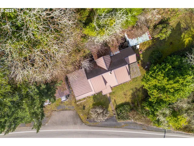 $289,900 | 42307 North River Drive, Sweet Home, OR 97386