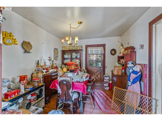 $289,900 | 42307 North River Drive, Sweet Home, OR 97386