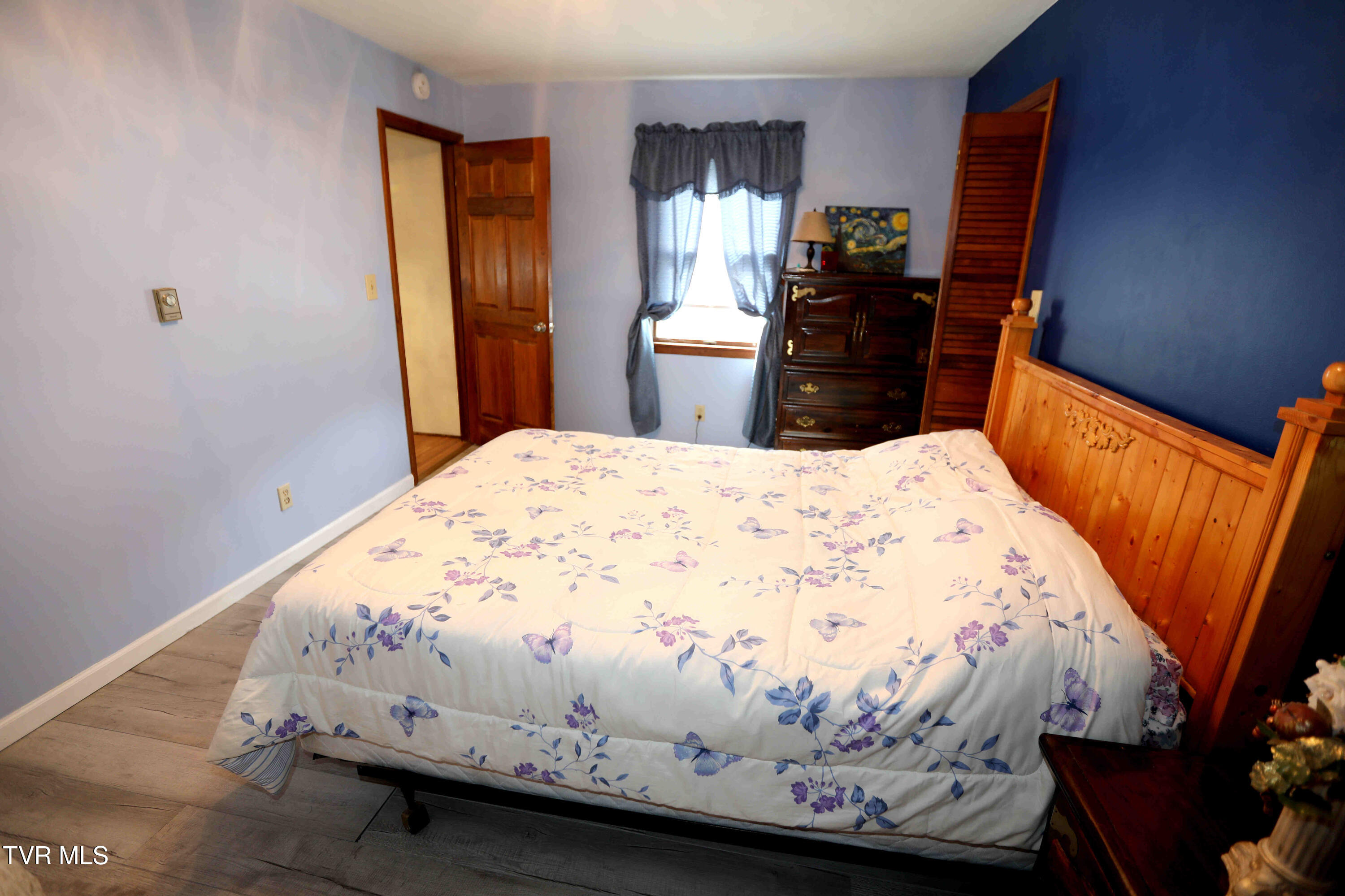 709 Exeter Road Appalachia, VA 24216 - Photo 29 of 34 BR2IMG_1287