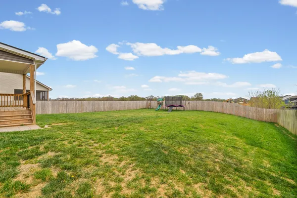 $2,500 | 805 Macon Lane, Clarksville, TN 37042