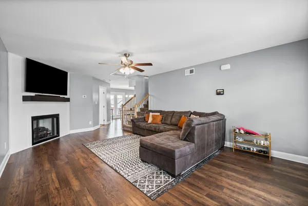 $2,500 | 805 Macon Lane, Clarksville, TN 37042