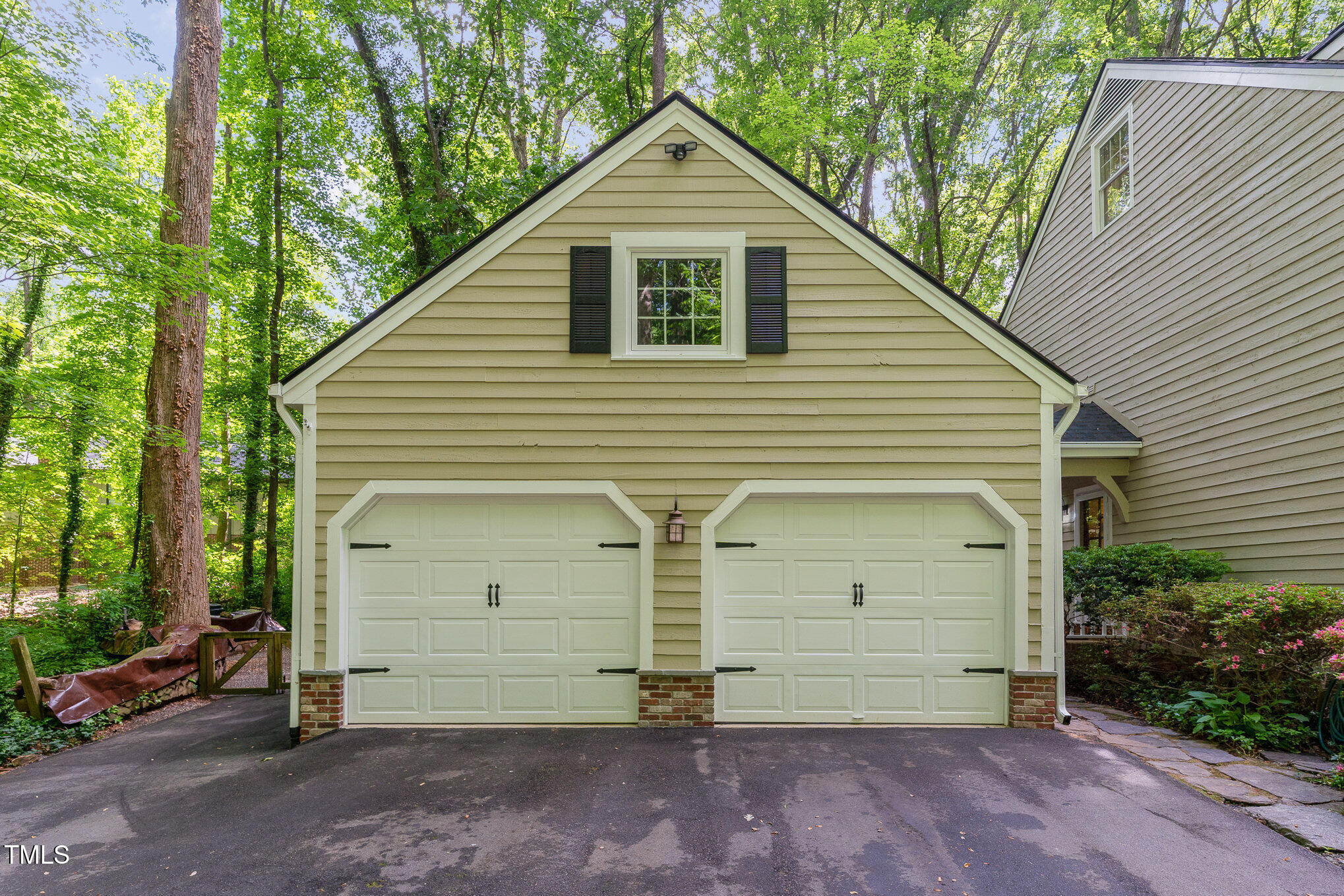12709 Timberlane Court Raleigh, NC 27613 - Photo 36 of 44 a view of a house with a yard