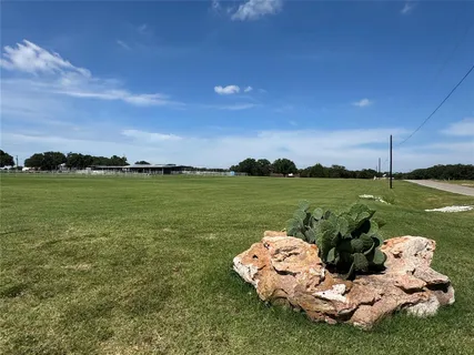 $699,000 | 125 Rolling Bnd Road, Alvord, TX 76225