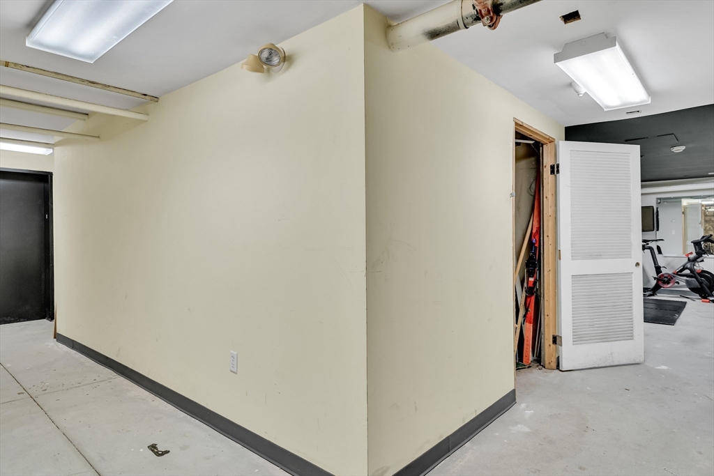 172 Green Street, Unit 11 Boston, MA 02130 - Photo 30 of 30